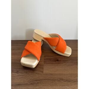Sanctuary Lively Orange Leather Sandals Women’s size 7.5 bright Strappy, slip-on